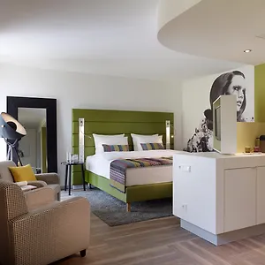 Отель Indigo - - Victoriaplatz By Ihg, Дюссельдорф